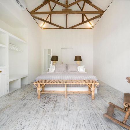 Ria Uluwatu, Tropical Chic Hotel Екстер'єр фото