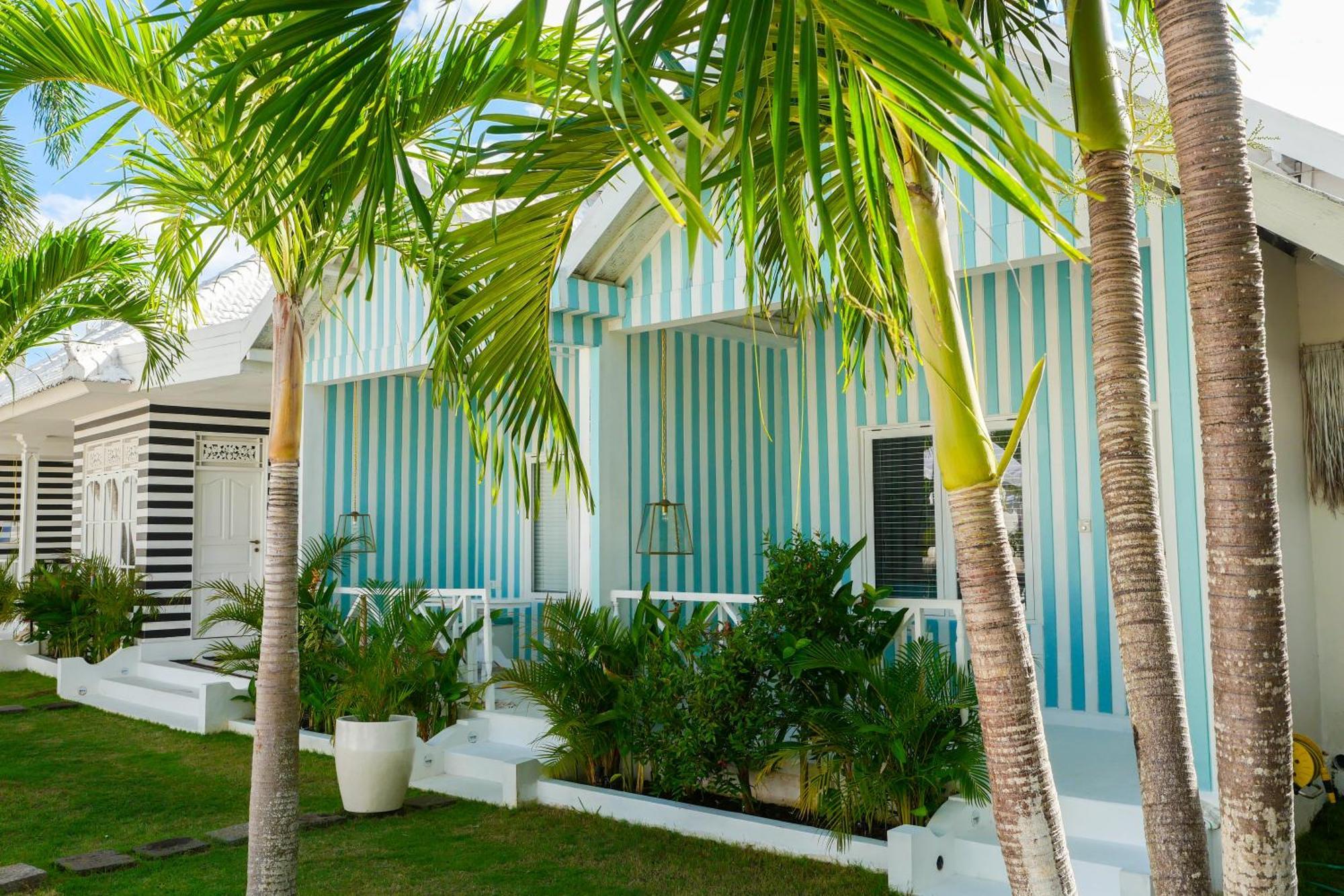 Ria Uluwatu, Tropical Chic Hotel Номер фото