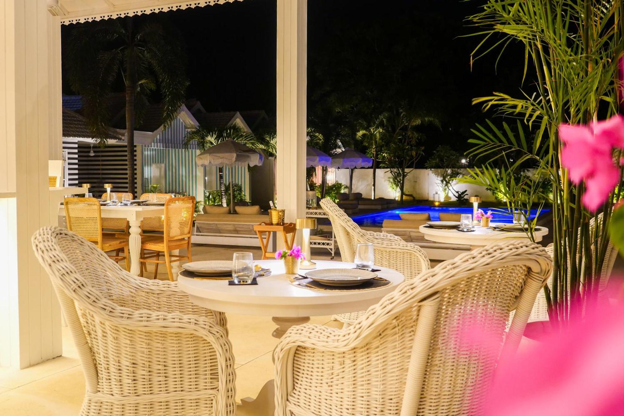Ria Uluwatu, Tropical Chic Hotel Екстер'єр фото