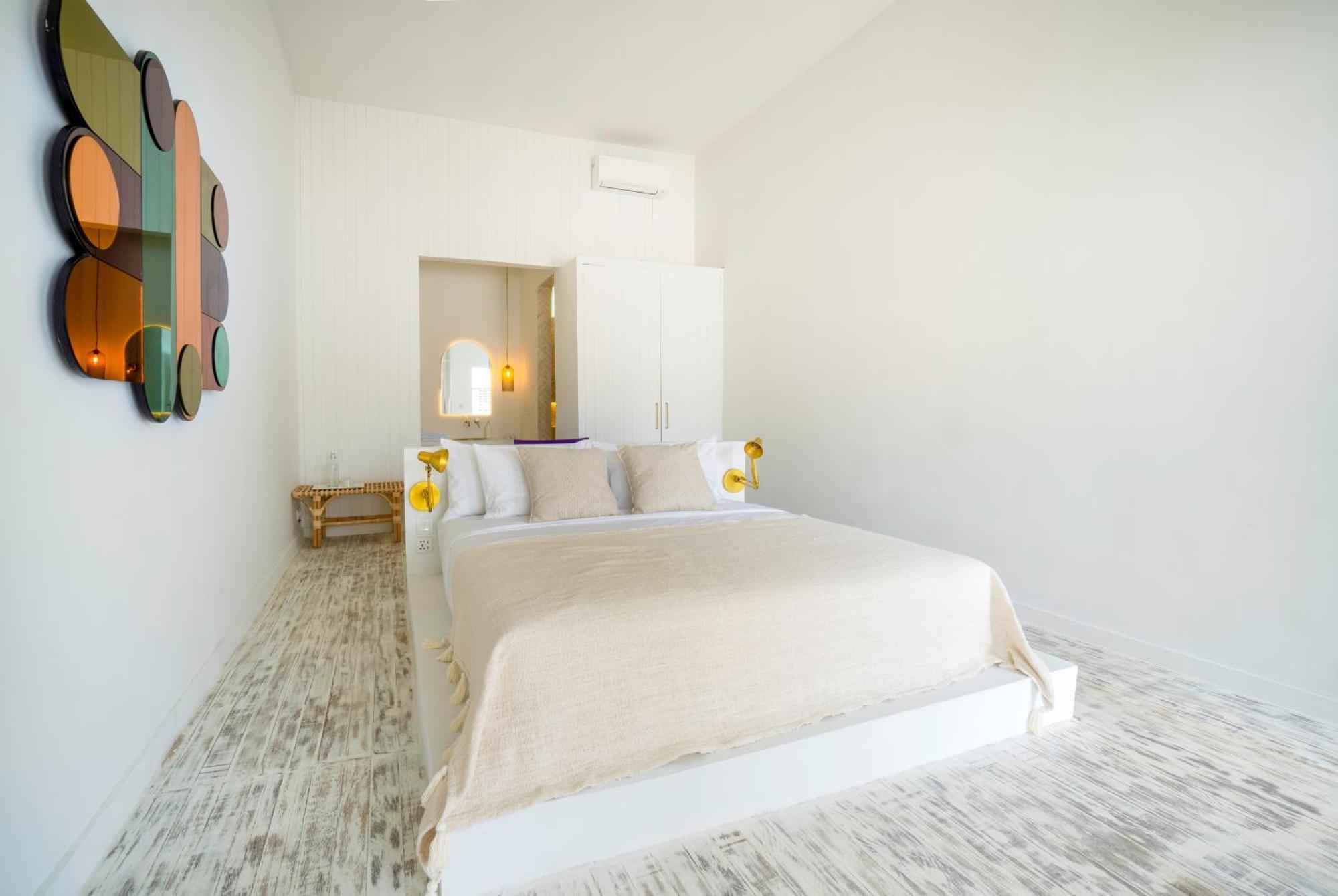 Ria Uluwatu, Tropical Chic Hotel Екстер'єр фото